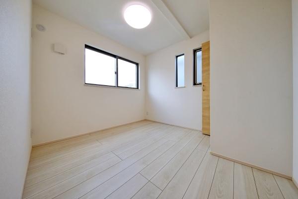 横浜市緑区東本郷６丁目の中古一戸建て