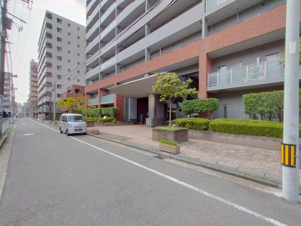 横浜公園通り壱番館【駅徒1分南東角部屋LDK18帖】