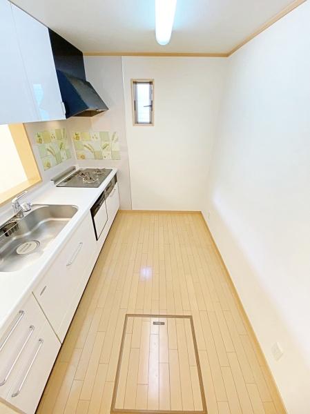 横浜市磯子区岡村７丁目の中古一戸建て
