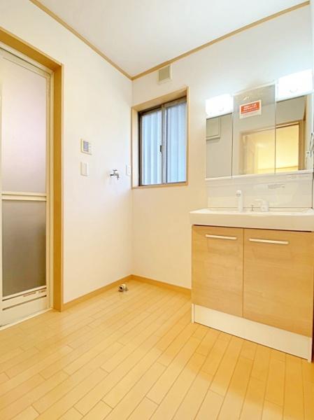 横浜市磯子区岡村７丁目の中古一戸建て