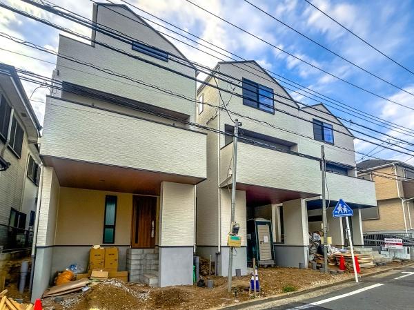 【A号棟】戸塚区新築戸建　カースぺ　納戸　小学校まで歩4分