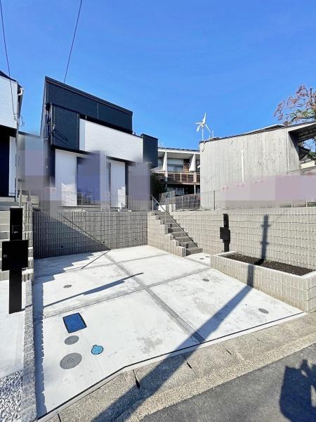 【1号棟】旭区新築戸建　納戸　南面バルコニー