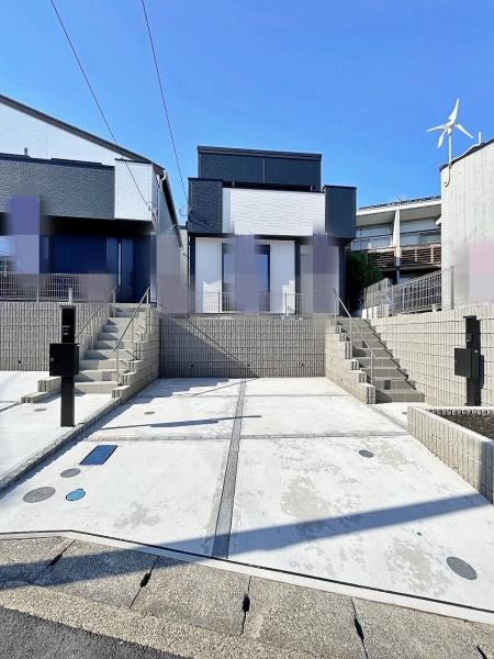 【1号棟】旭区新築戸建　納戸　南面バルコニー