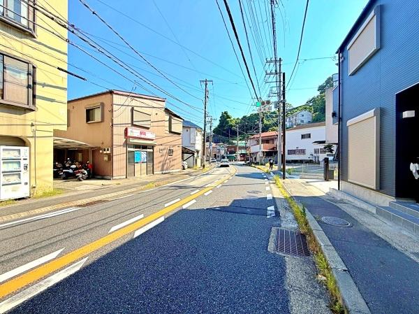 【1号棟】横須賀市新築戸建　対面キッチン　都市ガス