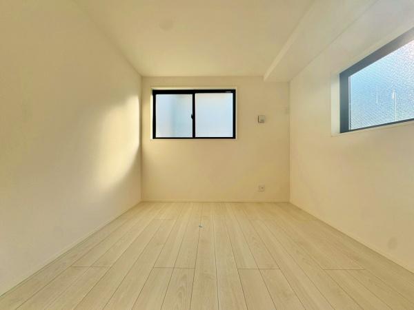 【2号棟】南区新築戸建リビング階段書斎