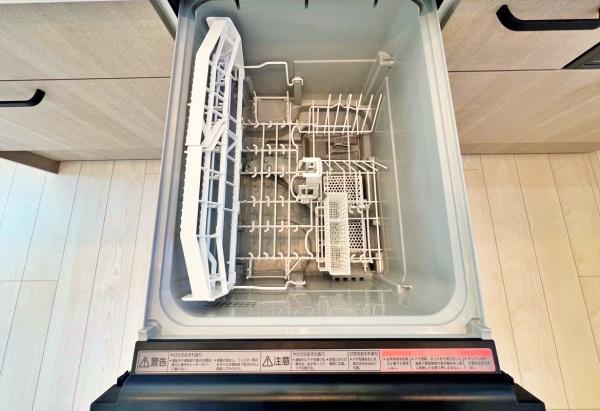 【1号棟】神奈川区新築戸建ビルトイン車庫納戸
