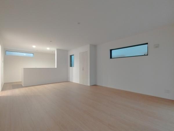 【1号棟】瀬谷区新築戸建LDK19帖グルニエ