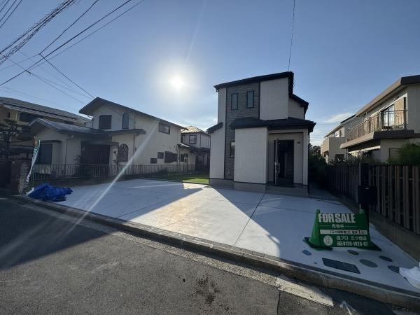 【A号棟】瀬谷区新築戸建3台駐車可パントリー(その他現地)