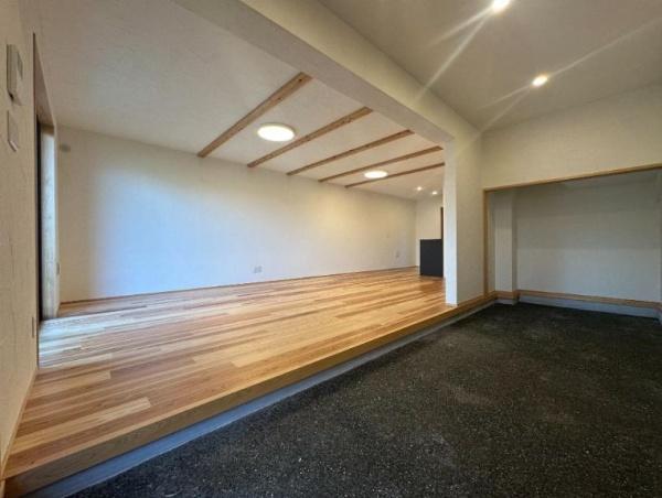中区新築戸建広い土間91坪庭付