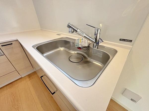 【1号棟】藤沢市新築戸建ロフト湘南エリア(キッチン)