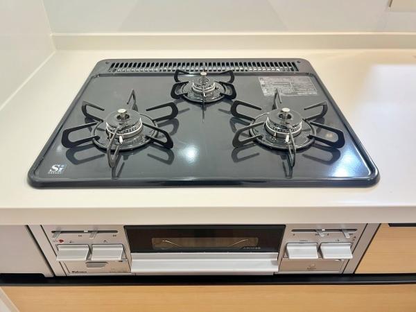 【1号棟】神奈川区新築戸建ビルトイン車庫納戸(キッチン)