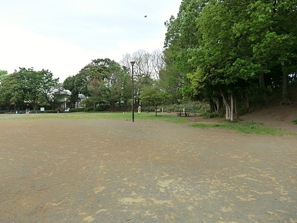 横浜市都筑区見花山の土地(泉天ヶ谷公園)