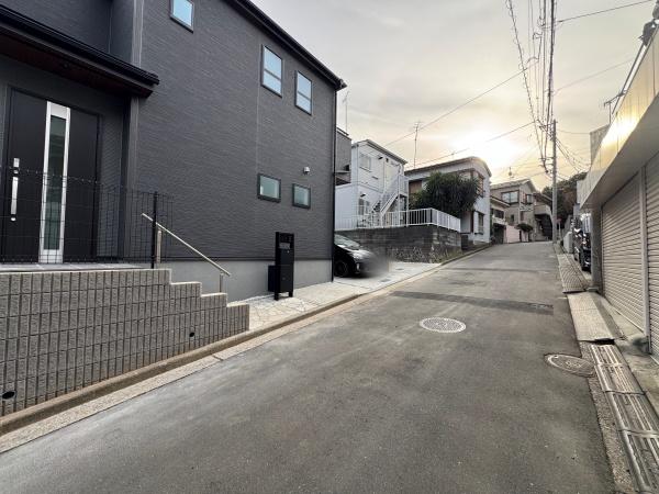 【1号棟】南区新築戸建　LDK18帖　対面キッチン