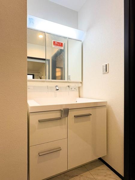 【3号棟】相模原市南区新築 駅まで平坦歩12分 トイレ2ヶ所(洗面台・洗面所)