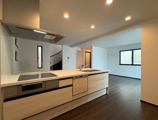 【3号棟】相模原市南区新築 駅まで平坦歩12分 トイレ2ヶ所(キッチン)