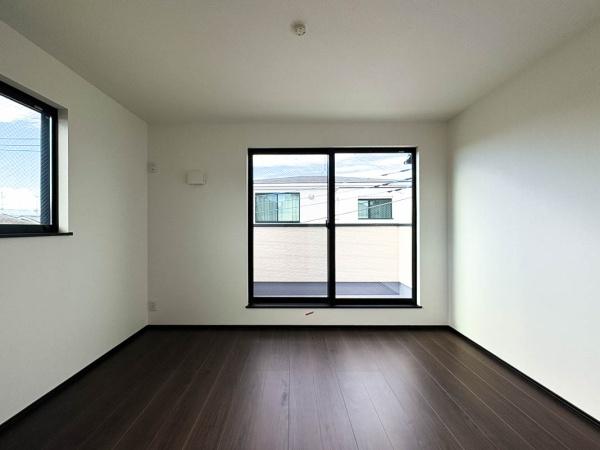 【3号棟】相模原市南区新築 駅まで平坦歩12分 トイレ2ヶ所(洋室)