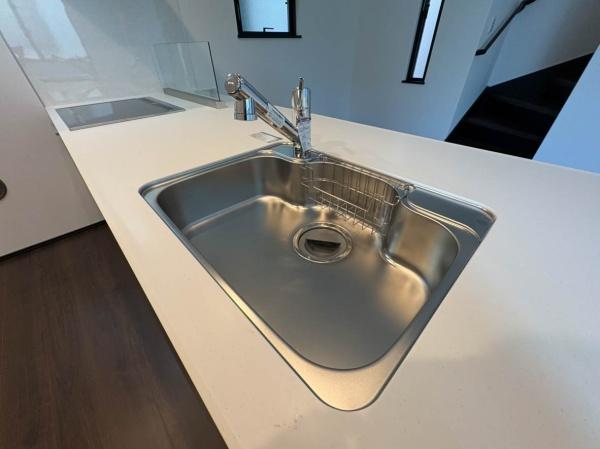 【3号棟】相模原市南区新築 駅まで平坦歩12分 トイレ2ヶ所(キッチン)