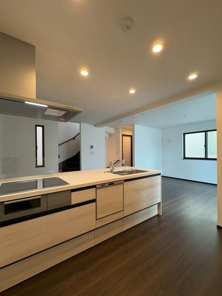 【3号棟】相模原市南区新築 駅まで平坦歩12分 トイレ2ヶ所(キッチン)