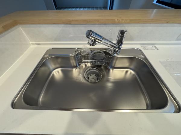 【1号棟】泉区新築戸建SICWICパントリー(キッチン)