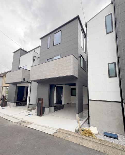 【2号棟】磯子区新築戸建 パントリー吹抜け(その他現地)