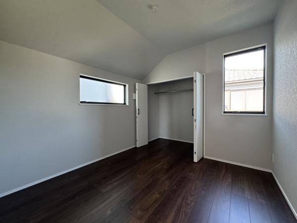 【1号棟】旭区新築戸建 LDK18帖 吹抜け 角地 SIC(子供部屋)