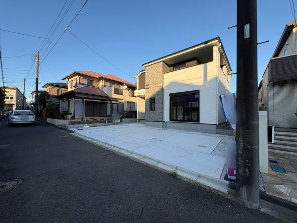 【1号棟】戸塚区新築戸建　LDK23帖　3台駐車可　床暖房