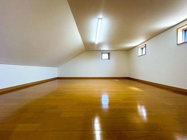 横浜市泉区上飯田町の中古一戸建て(収納)