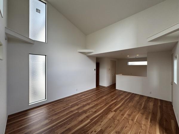 【1号棟】磯子区新築戸建　LDK19帖　南面バルコニー