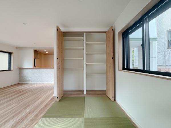 都筑区新築戸建　WIC　パントリー　和室　対面キッチン