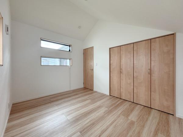 都筑区新築戸建　WIC　パントリー　和室　対面キッチン