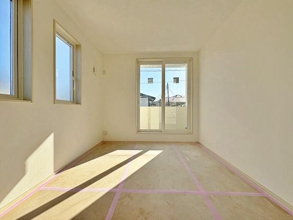 【B号棟】緑区新築戸建ビルトイン車庫ルーバル(洋室)