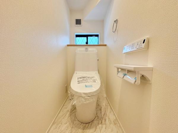 【2号棟】相模原市新築戸建2台駐車可LDK21帖(トイレ)