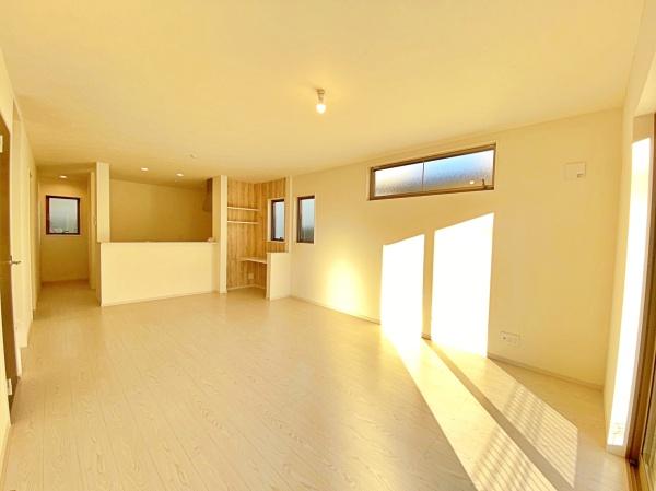 【2号棟】茅ヶ崎市新築戸建2台駐車可WIC