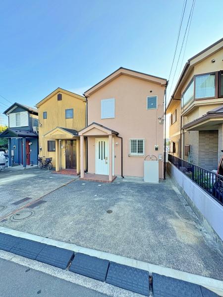 磯子区中古戸建　2台駐車可　パントリー