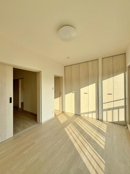 磯子区中古戸建　2台駐車可　パントリー