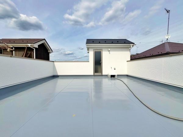 戸塚区中古戸建スカイバルコニー南向き庭付