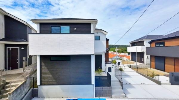 【A号棟】金沢区新築戸建リビング18帖以上