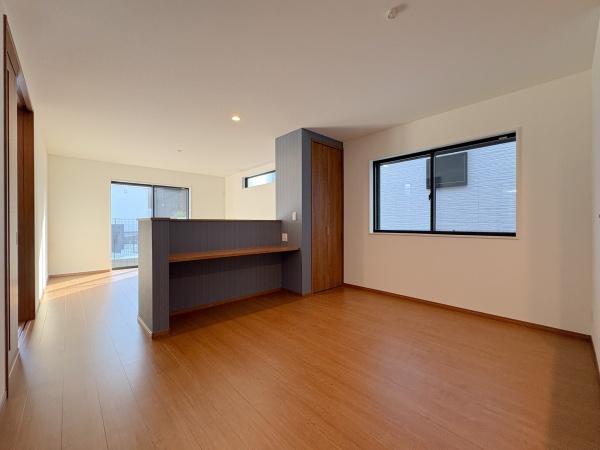 【D号棟】金沢区新築戸建リビング18帖以上