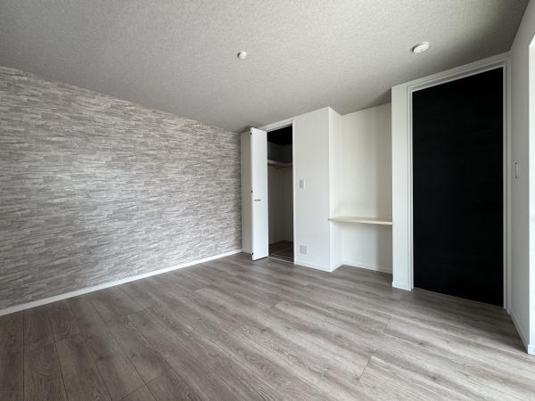 旭区新築戸建リビング19.6帖ロフト