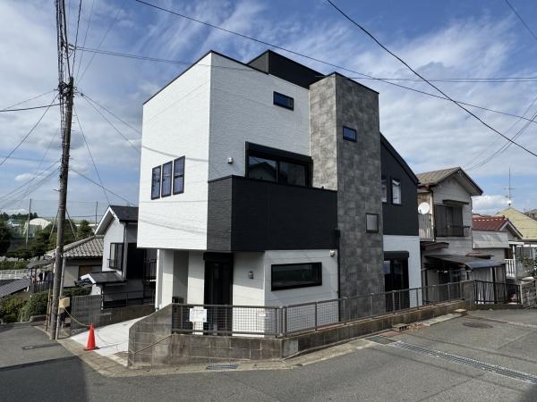 旭区新築戸建リビング19.6帖ロフト