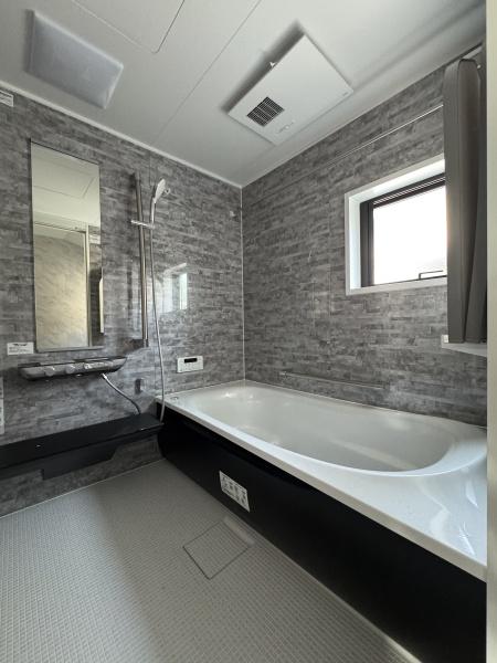 旭区新築戸建リビング19.6帖ロフト