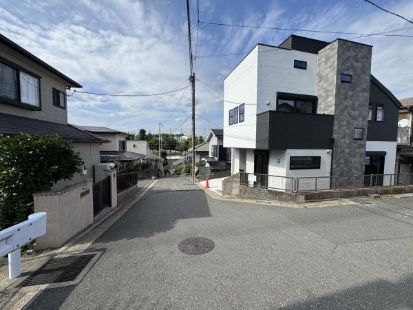 旭区新築戸建リビング19.6帖ロフト