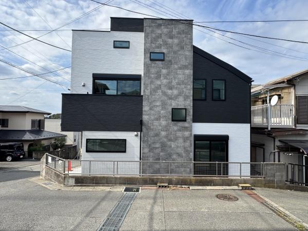 旭区新築戸建リビング19.6帖ロフト