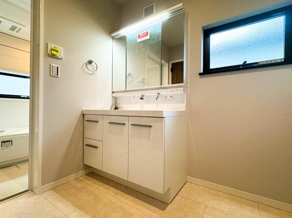 横浜市栄区鍛冶ケ谷１丁目の新築一戸建