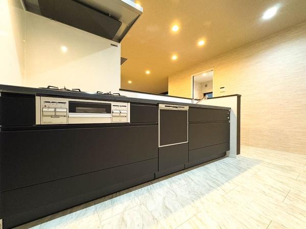 茅ヶ崎市高田１丁目の新築一戸建