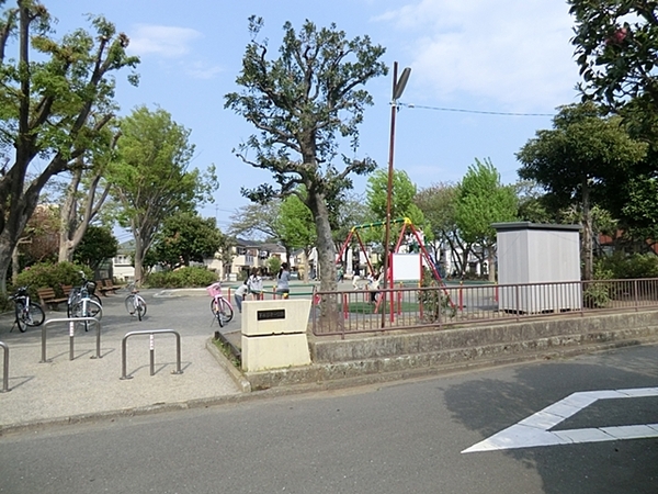 戸塚区新築戸建駅徒10分圏内陽当り◎(下永谷第一公園)