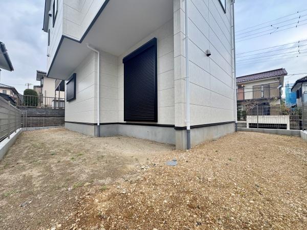 金澤区新築戸建　整形地広々51坪　リビング20帖　陽当り◎