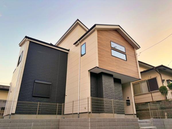 金澤区新築戸建　整形地広々51坪　リビング20帖　陽当り◎