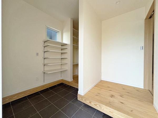 大和市中古戸建南向きアメリカンハウス