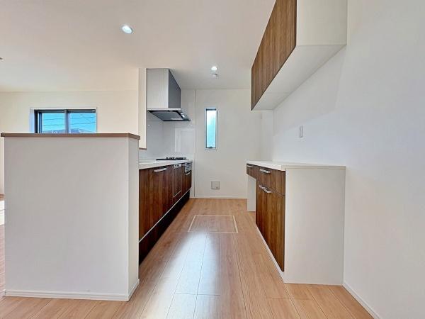 【1号棟】緑区新築戸建2台駐車可LDK20帖